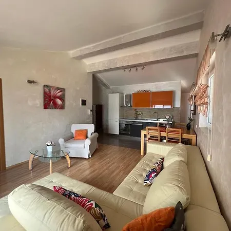 Villa Mare Apartments Tivat Exterior photo