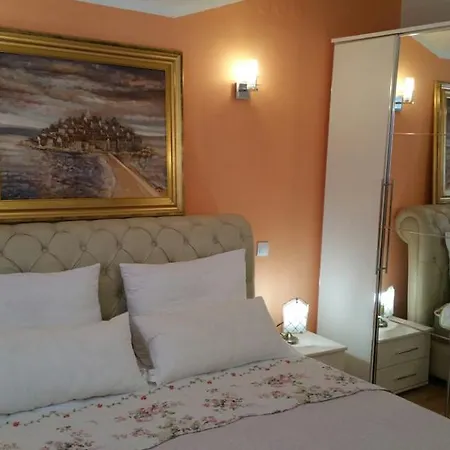 Villa Mare Apartments Tivat Exterior photo