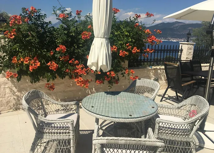 Villa Mare Apartments