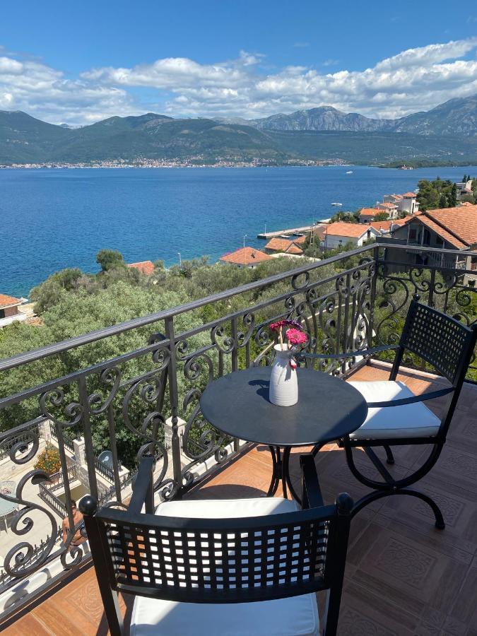 Mare Apartment *