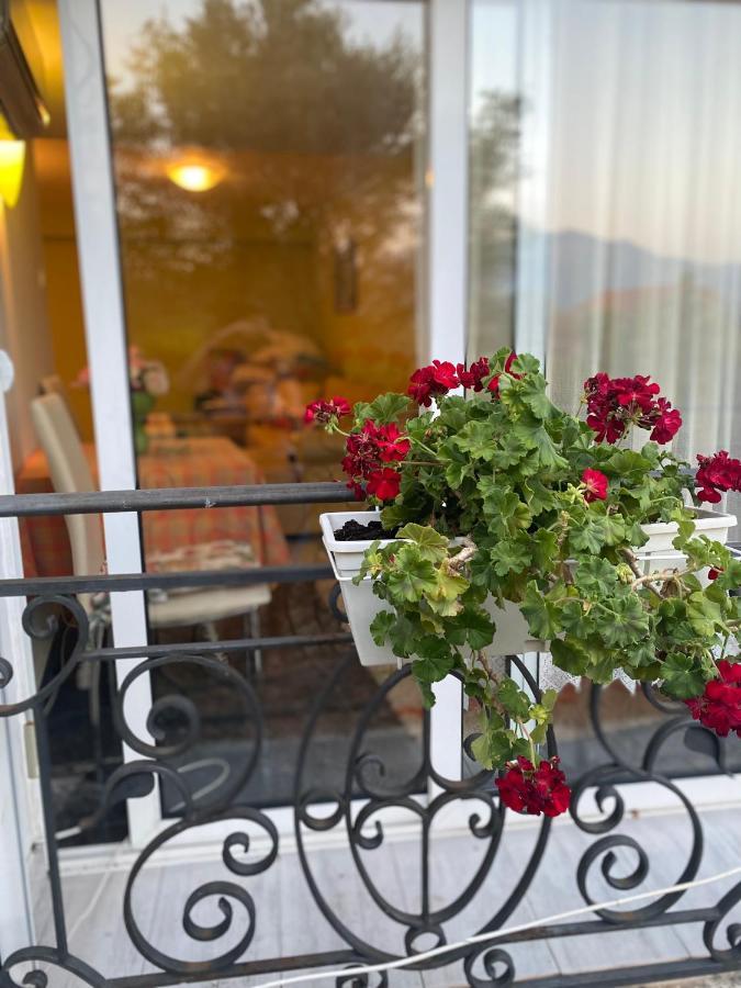 Mare Apartment *